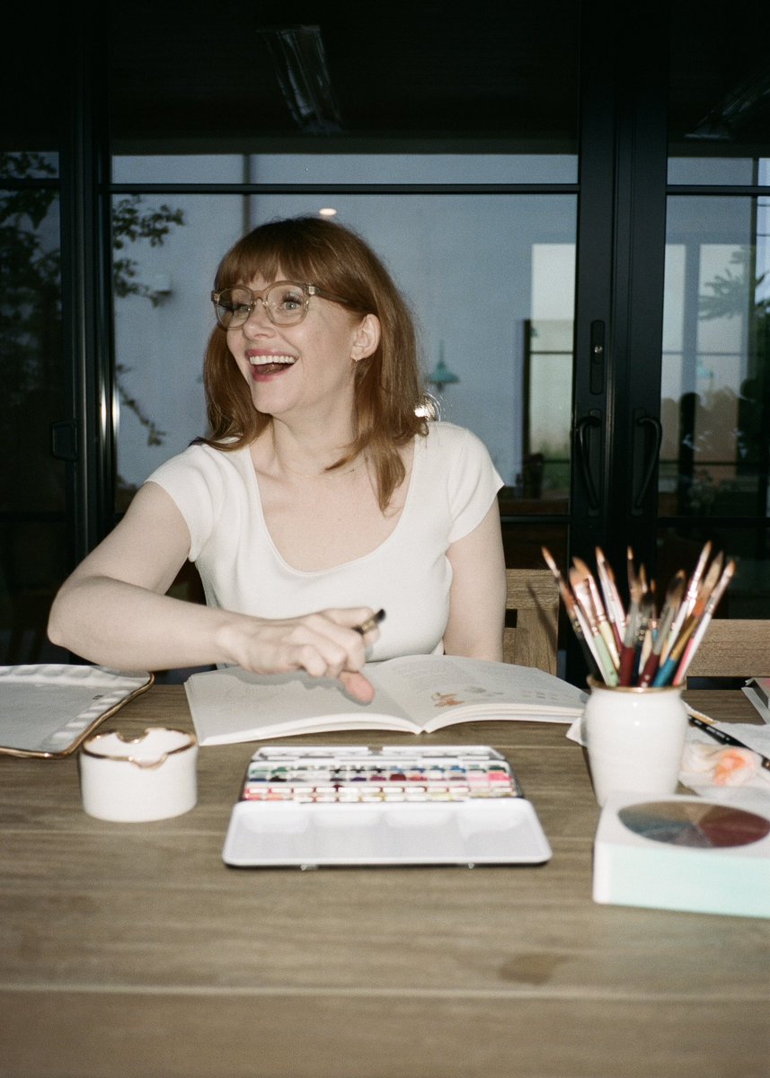 Bryce Dallas Howard tweet media