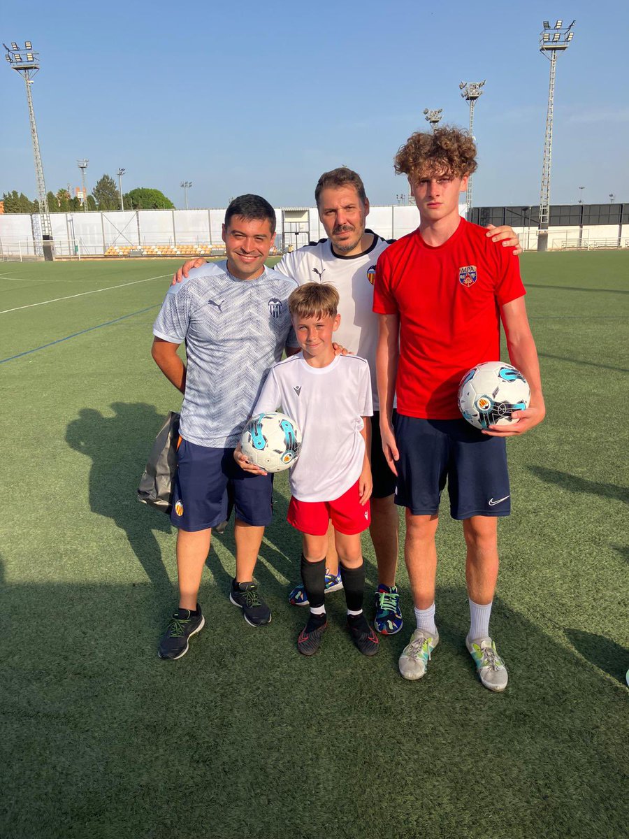 MPS_PE's tweet photo. Coaches pick: Players of the tour! #mpaValencia https://t.co/358N8VyniA