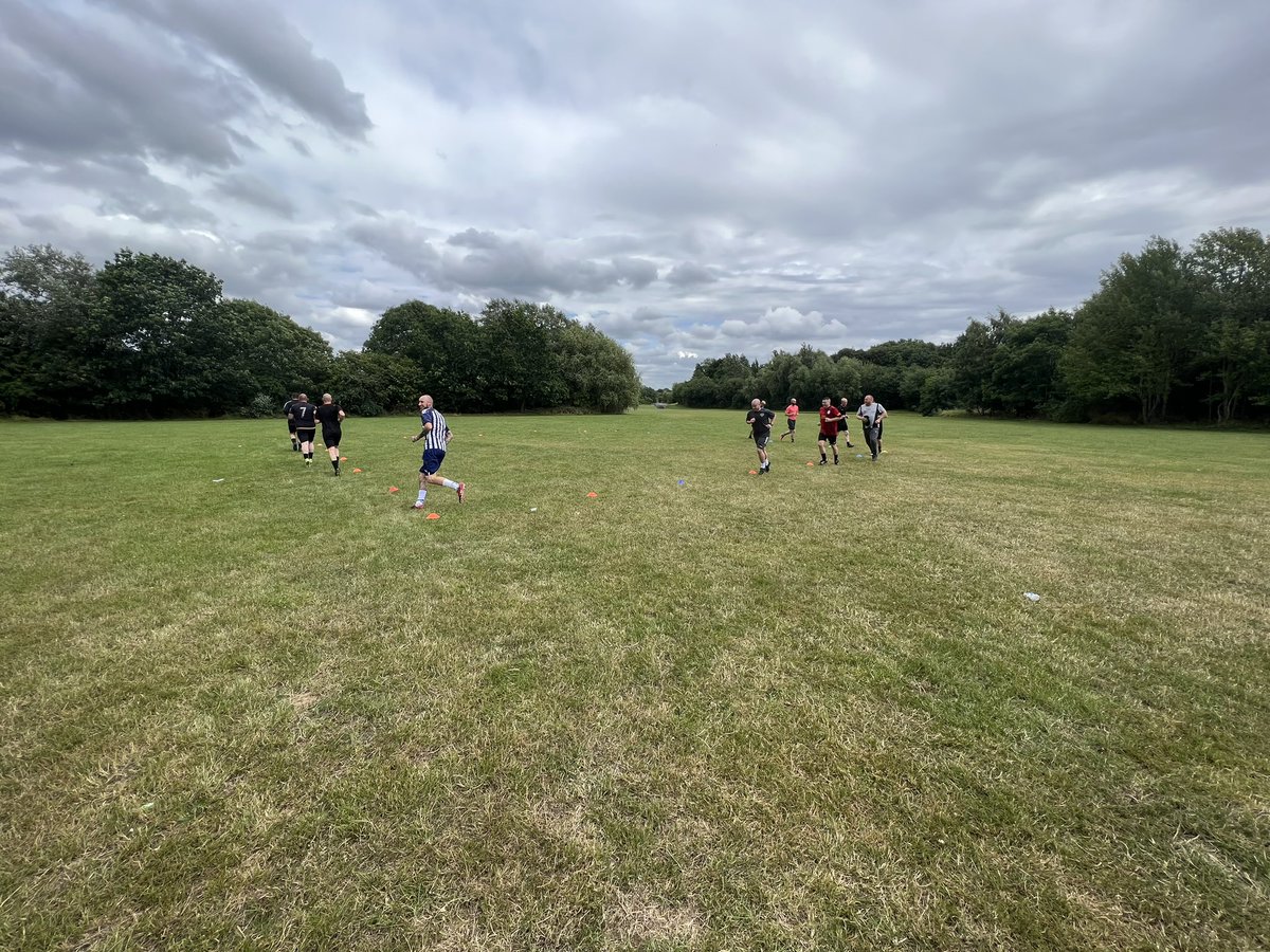 hcrangersfc's tweet photo. Back on the grass today, first pre season training session ✅ https://t.co/H5xVZSmr4W