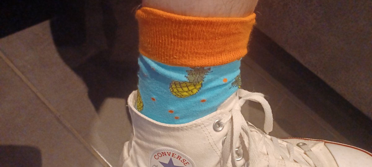 Jadesprosse's tweet photo. @flausenkirsche Bei mir sind Ananas am Start 😃 https://t.co/E9hKzDZstU