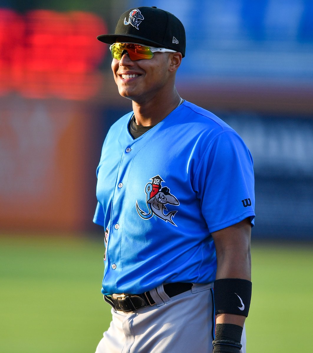 GoHammerheads's tweet photo. Do you mean the guy who just went 3-3 with 4 RBI? Yeah, we can arrange that for ya! #HammerTime https://t.co/PhosAayeka