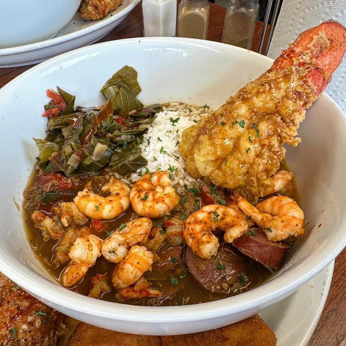 TexasBucketList's tweet photo. Had to stop by Uncle Jacks Kitchen in Tyler to see our old friend Harold aka Uncle Jack!  Another fabulous meal of fried ribs and gumbo!  Thank you Uncle Jack! #thetexasbucketlist #unclejacks #lostinthesauce #gumbo #ribs https://t.co/CXvfK0INnC