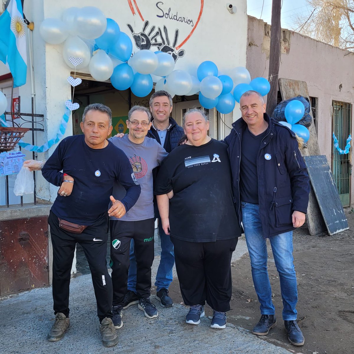 👉🏼Hoy compartimos los festejos del Día de La Independencia con los vecinos de Villa Nocito.

Felicitaciones a todas las instituciones del barrio por la gran organización y especialmente a Corazones Solidarios que hicieron un Locro riquísimo!