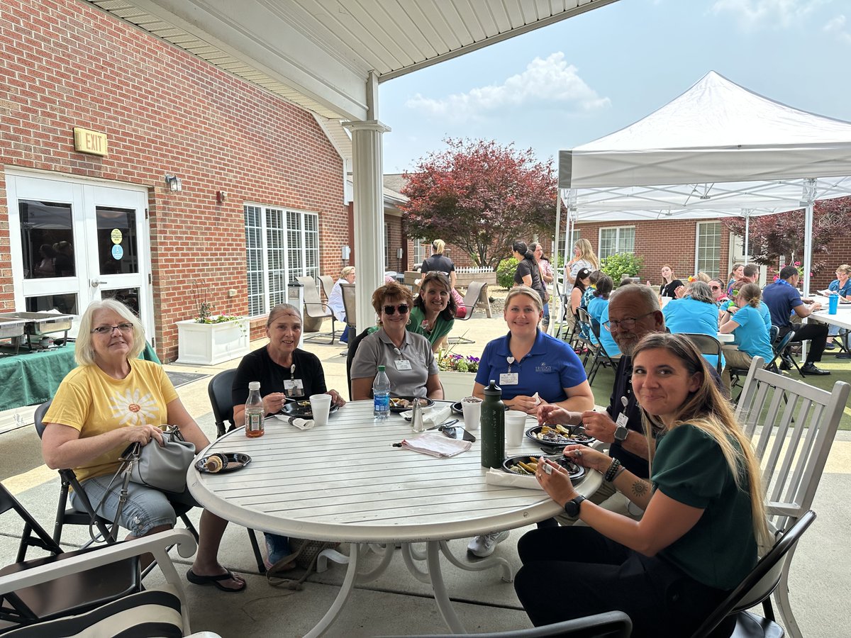 SpringhurstHC's tweet image. Our employees recently enjoyed their Census BBQ that was prepared by our Home Office Team. 
It truly was an enjoyable afternoon celebrating who we are and what we do at Springhurst to help our residents live life to the fullest. 
#TeamTrilogy