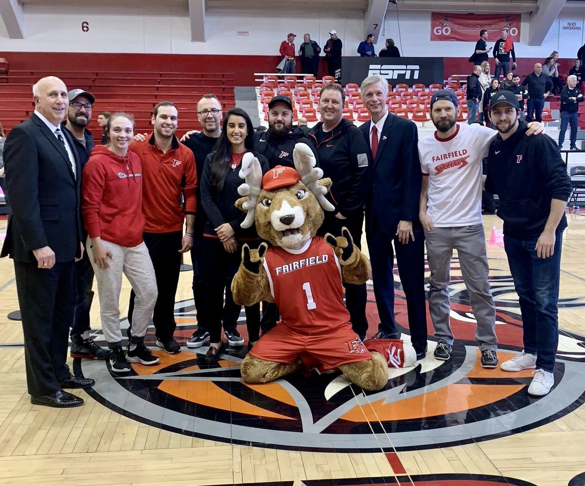 rymoynihan's tweet image. I am so grateful for the past 6 years working for @fairfieldstags. I’m thankful for all of the co-workers I now call friends. It was an honor to promote our student-athletes and broadcast their athletic abilities and accomplishments to our Stags fans around the country &amp;amp; abroad.