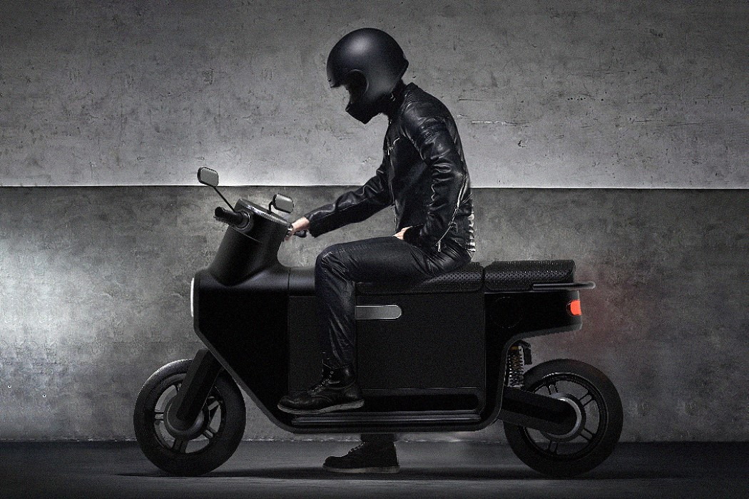 BLblog's tweet image. Futuristic Electric Commooter Scooter by Ezekiel Ring
Check it here: bit.ly/43emfpq

 #ebike #ebikelife #ebikestyle #ebiking  #scooter