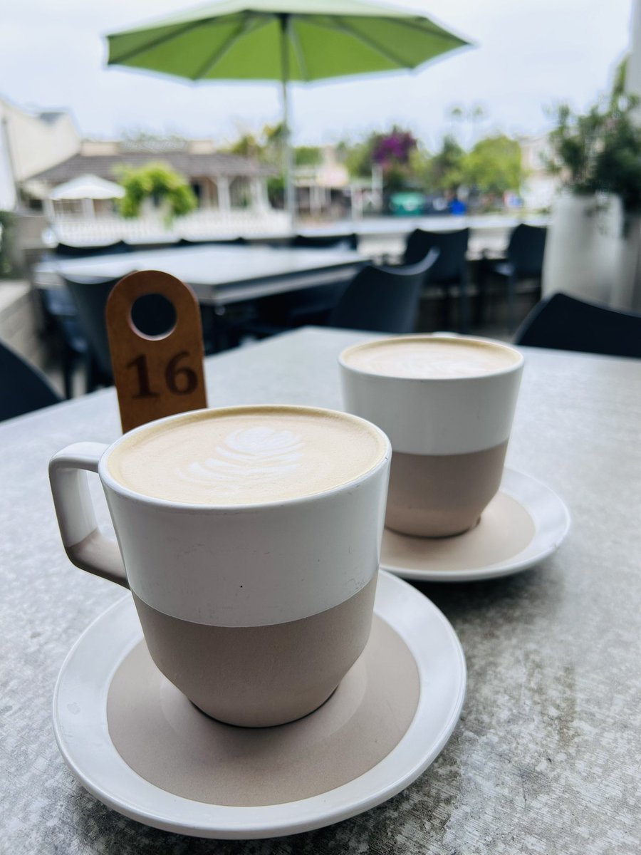 ILikeWhatIBuy's tweet photo. Late morning #coffee run…☕️
#Carlsbad #Sandiego #WeekendVibes #LoftyCoffee #TheGoods #Pastries
#SundayFunday 🥐 🍩 🥮 https://t.co/yttM3EAOFu