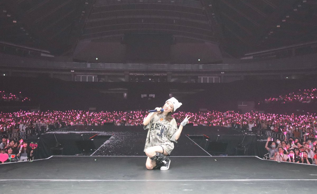 TAEYEONsmtown's tweet photo. TAEYEON CONCERT - The ODD Of LOVE in TOKYO❤️‍🔥

#태연 #TAEYEON
#TheODDOfLOVE
#TheODDOfLOVE_in_TOKYO
#TAEYEONCONCERT_TheODDOfLOVE https://t.co/eSB2an7Uk5