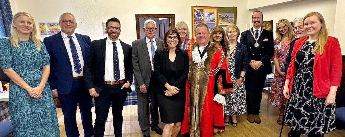 Jed Dwight 💙🌳 (@jed_dwight) on Twitter photo Great to join, among others, this wonderful bunch for the <a href="/RBBCMayor/">Mayor of the Borough of Reigate and Banstead</a>’s civic service in #Banstead this morning! 😊
Thank you to Gill and the wonderful #team at Banstead Methodist Church for hosting! 👏 Great to join, among others, this wonderful bunch for the <a href="/RBBCMayor/">Mayor of the Borough of Reigate and Banstead</a>’s civic service in #Banstead this morning! 😊
Thank you to Gill and the wonderful #team at Banstead Methodist Church for hosting! 👏
