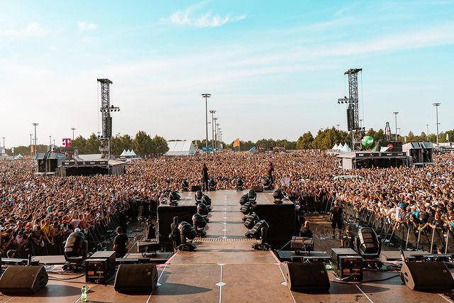 RollingLoud's tweet photo. Sremm 4 Life β€οΈ
#RLGermany https://t.co/BUuI31BQfA