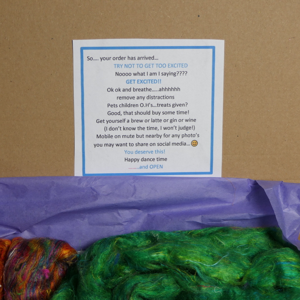 LizLovick's tweet photo. Good instruction for opening any fibre parcel!
#spinning #wool #silk #tourdefleece #TdF #amspinning #Blissspinningwheel #spinningfibre #spinningwool #spinnersofinstagram #lovick #northernlace #northernlacepress #ravelry https://t.co/JRCoVRvEG7