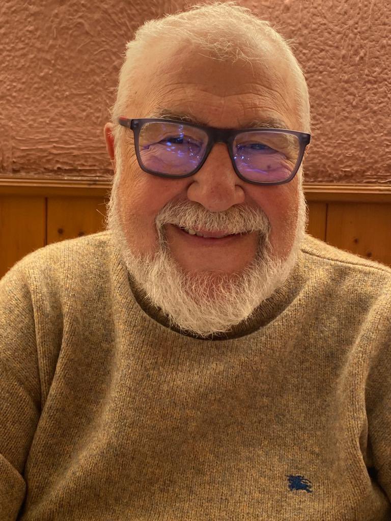 Acabamos de enterarnos del fallecimiento de José María Barroso, a quien entrevistamos hace muy poco, y cuyo reportaje aparecerá, a modo de homenaje, en el próximo número de TURINI. Descanse en paz.