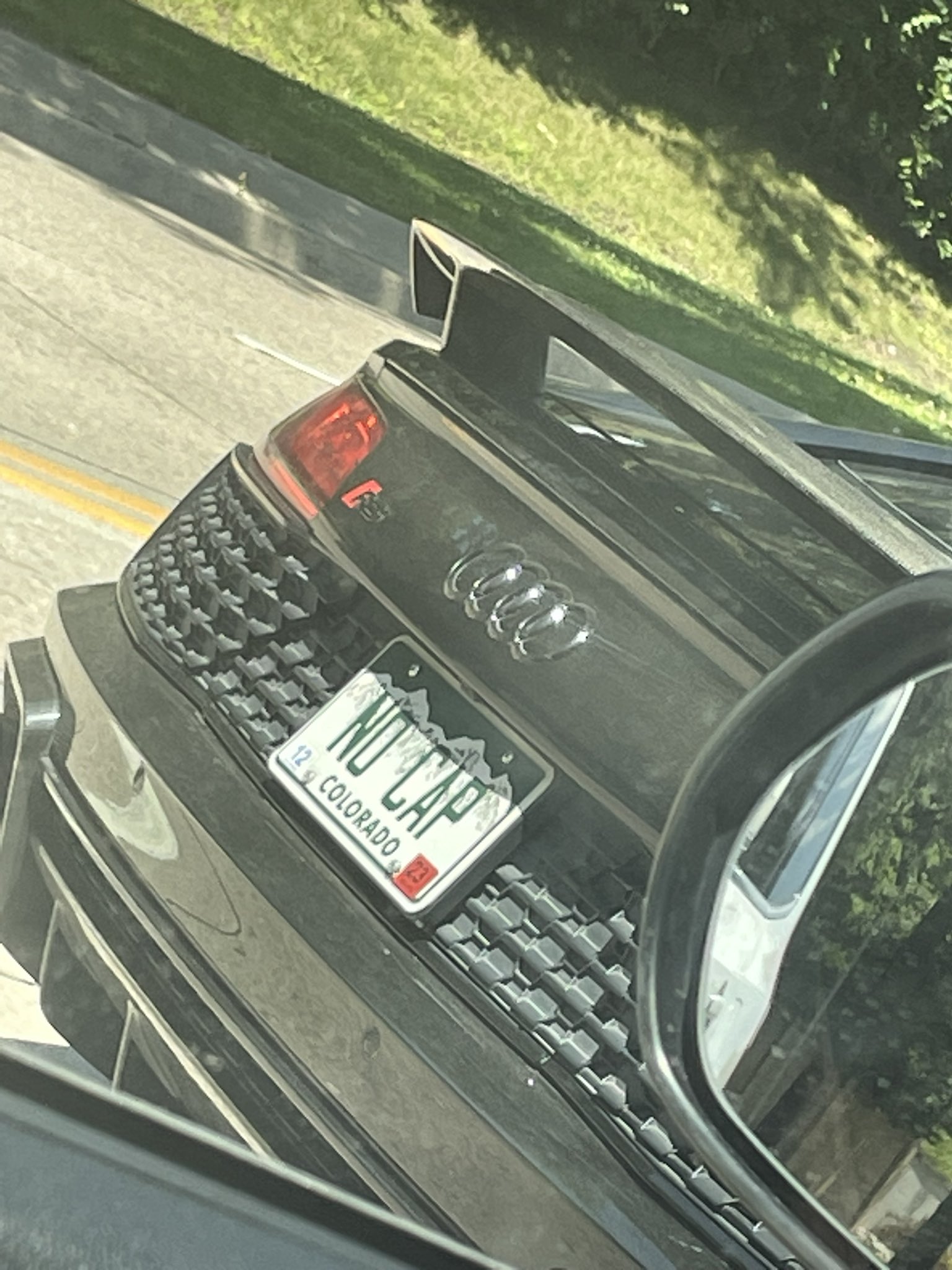 Wisp Open!) on Twitter "I’m weak someone’s license plate is