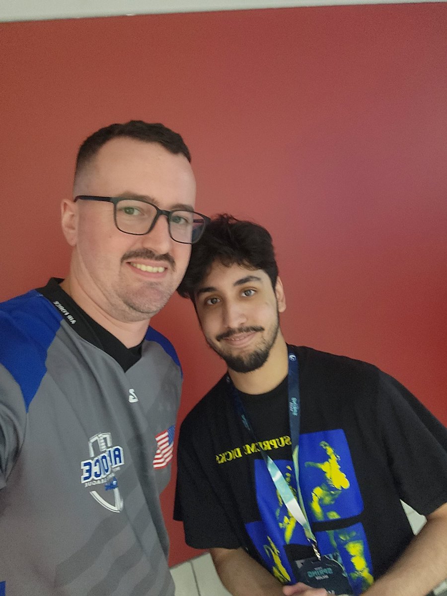 Thanks <a href="/Its_JSTN/">justin.</a> for snapping a quick selfie. Appreciate you