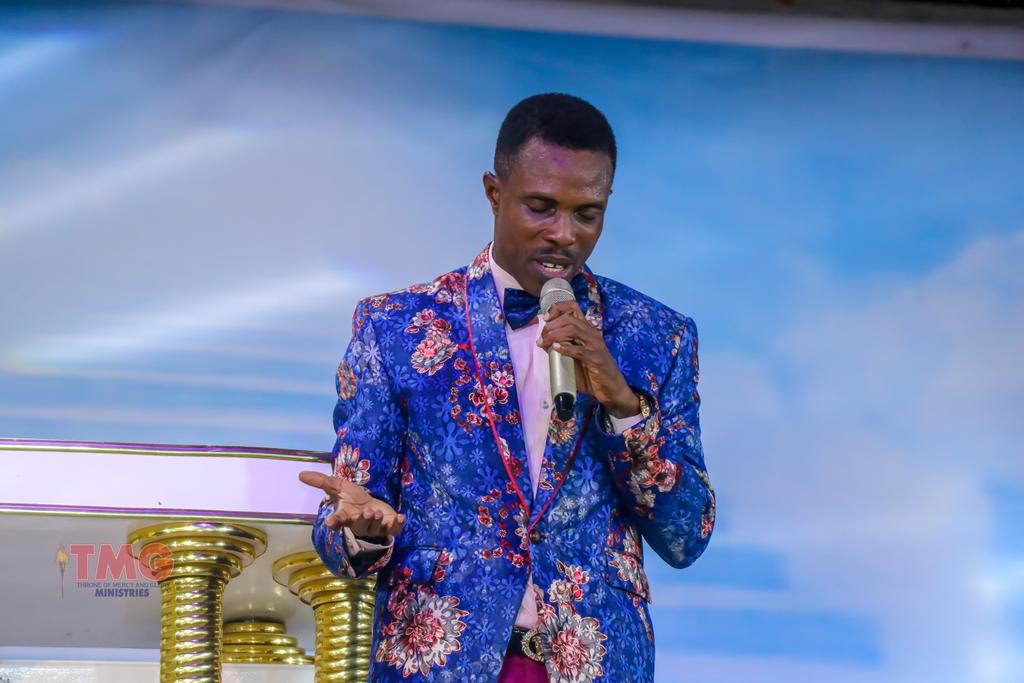 TMGministry15's tweet photo. WHATEVER EVIL TIMING OF DEATH, FAILURE, DISAPPOINTMENT, HARDSHIP, I COMMAND THEM TO SCATTER IN JESUS MIGHTY NAME!!!
#TMG #THRONEOFMERCY #THRONEOFGLORY #ACTIVEGRACE #JESUS #YEAROFSMOOTHNESS #POWERTOSETFREE #DELIVERER #PROPHETIC #THRONEOFGRACE https://t.co/1N6anH6euI