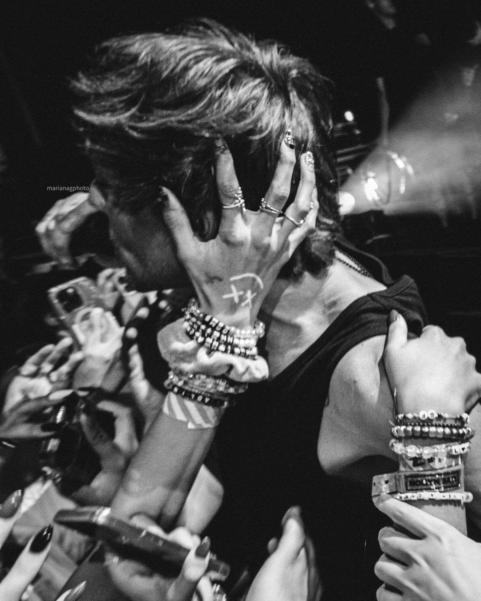 marianagphoto's tweet photo. I’ll just leave this here and walk away slowly. 

#FITFWoodlands #FITFWT #LouisTomlinson https://t.co/ncsAb31Zpk