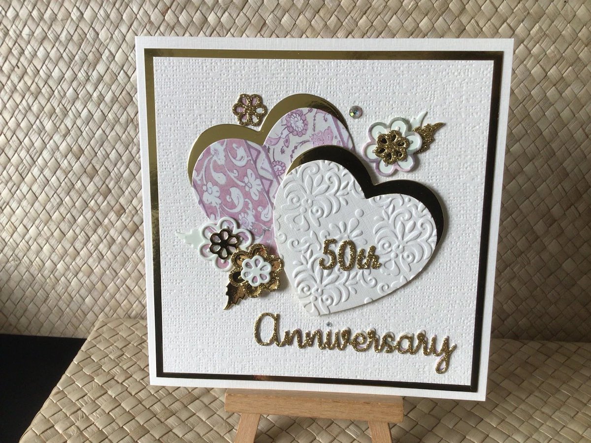 Good evening everyone! Drop by to browse some unique handmade cards for milestone anniversaries at
allacartacards.etsy.com
Custom requests welcome 🤗 

#UKCraftersHour #shopindie #shopontwitter #shopsmalluk
