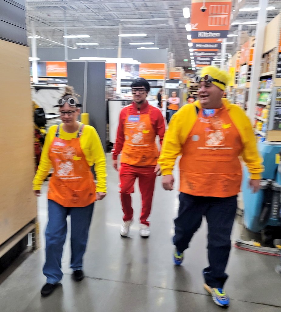 Stephany Vasquez (@stephvasquezsa) on Twitter photo #Flashback to our first night DDW in D216 where the theme was...Minions! <a href="/lanawarriner/">Lana Warriner</a> <a href="/THD_MikeMinuto/">Michael Minuto</a> <a href="/bert4828/">Roberta Stephens</a> <a href="/Shamrock77s/">Shamrock77s</a> <a href="/FerdiMongo/">Ferdi Mongo 🇺🇸</a> #Flashback to our first night DDW in D216 where the theme was...Minions! <a href="/lanawarriner/">Lana Warriner</a> <a href="/THD_MikeMinuto/">Michael Minuto</a> <a href="/bert4828/">Roberta Stephens</a> <a href="/Shamrock77s/">Shamrock77s</a> <a href="/FerdiMongo/">Ferdi Mongo 🇺🇸</a>