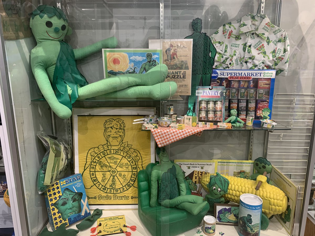 justinetlai's tweet photo. wow I can’t believe heaven is in Minnesota (heaven being a comprehensive collection of vintage green giant junk) https://t.co/zA3sDWuth7