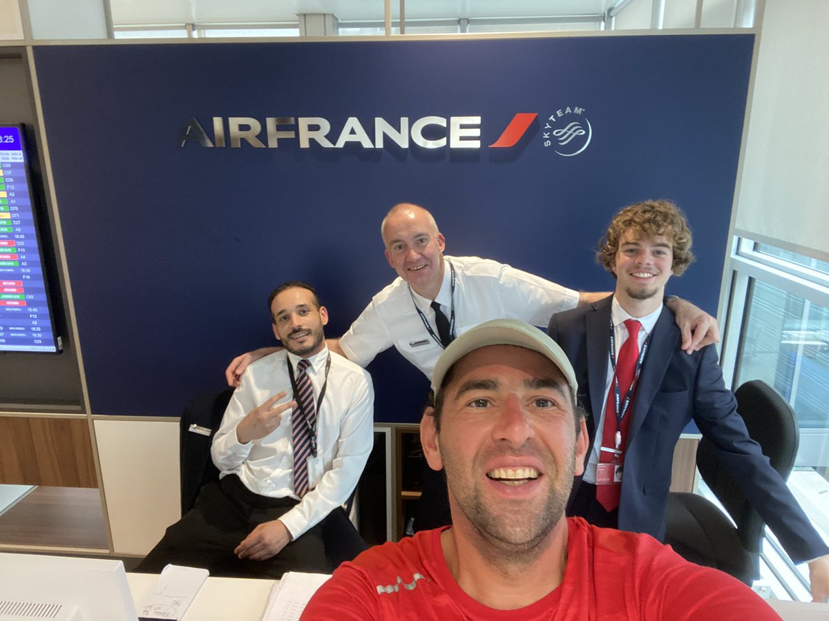 Je ne publie pas les reportages actuellement depuis avril malgré plus de 30 vols jusqu’à maintenant ! J’essaie de les rattraper sur <a href="/youtripreport/">✈️ YouTripReport ✈️</a> avec les groupes <a href="/skyteam/">SkyTeam</a> et <a href="/staralliance/">Star Alliance</a> !!! Bon le week-end de juillet a été au top avec la randonnée au Mont Salève !!!