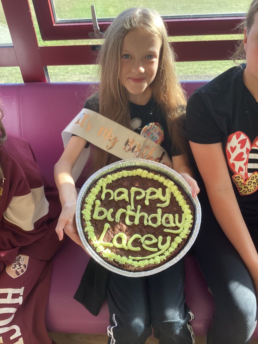 Pengam Year 6 tweet media