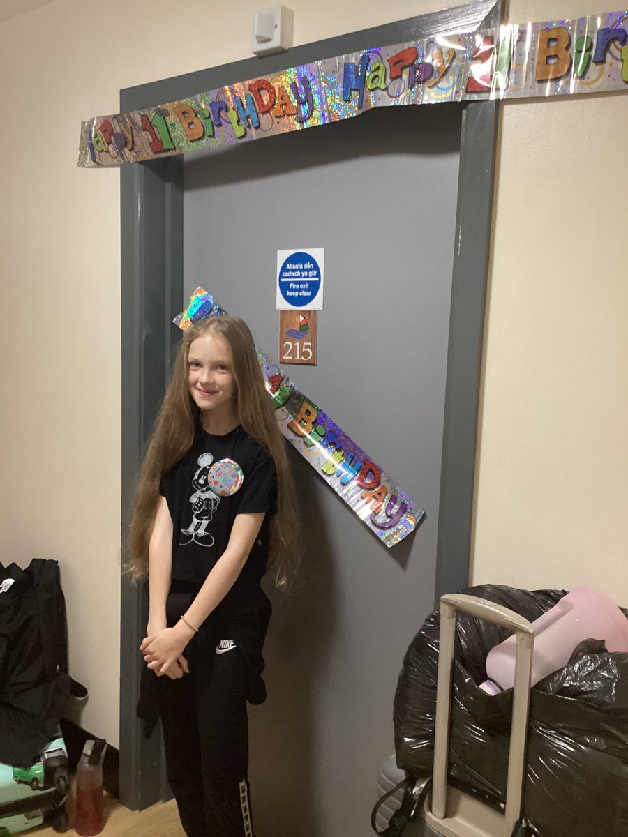 Pengam Year 6 (@pengamyear6) on Twitter photo We had a birthday girl today! How lucky were we to wake up with you this morning and celebrate LJ! We hope you are now enjoying your birthday celebrations at home with your family π ππΆππ We had a birthday girl today! How lucky were we to wake up with you this morning and celebrate LJ! We hope you are now enjoying your birthday celebrations at home with your family π ππΆππ