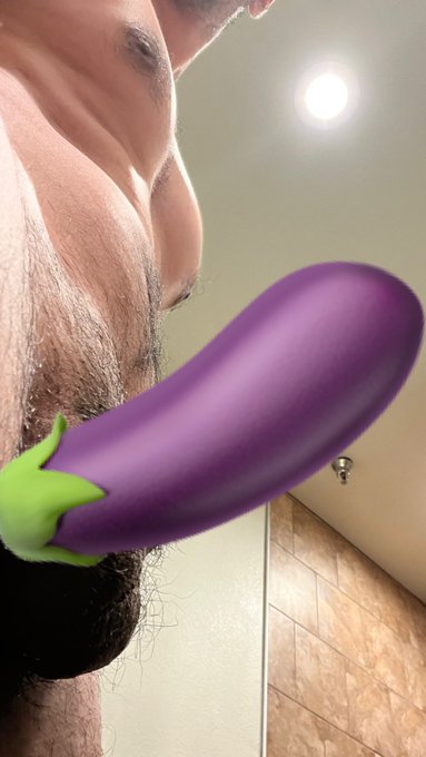 Sampal ko sa muka mo? Tara https://t.co/8WqqiAJEqy https://t.co/4DFue9AjI4