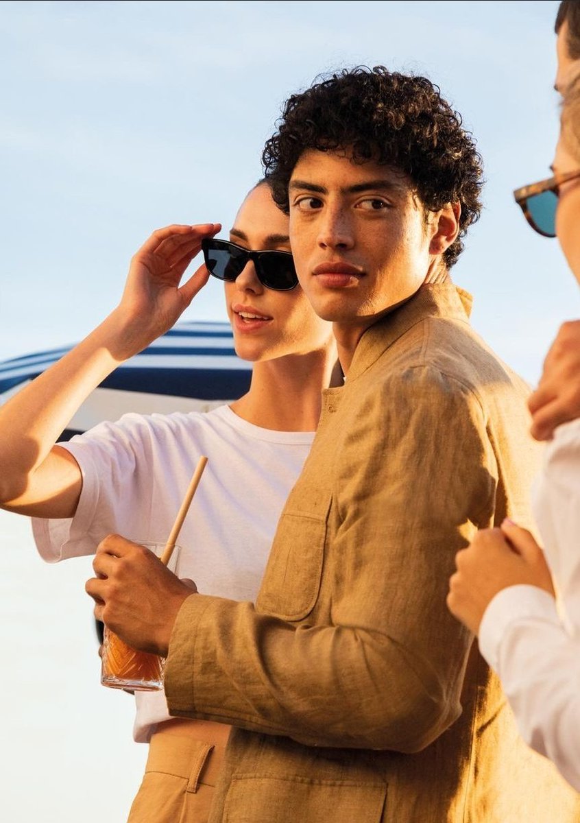 ㅤ
       Happy Sunday or whatever it's called.
⠀