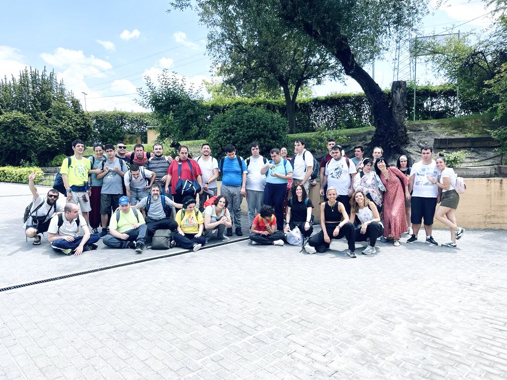 📸Un recuerdo de nuestra excursión al spa. ¡Qué bien lo pasamos! 👏Estas actividades las agradecen mucho. 💙#TEA