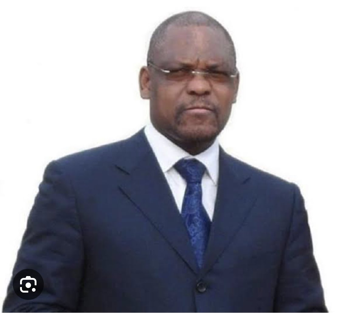tokwauluaena2's tweet photo. @ThoMbuyi5 #RDC #FrancoisBeya Où est notre sécurocrate #Fantomas  ?
#Fallaitpasdeal 
Les capacités d’Intelligence de notre #OO7National nous manquent.Comment
1/se débarrasser #EAC #RDF #Kagame ?
2/Récupérer #SouverainetéNationale?
3/Cesser d’être vu comme des C..par #CommunautéOccidentale? https://t.co/4YWBTjR2QE