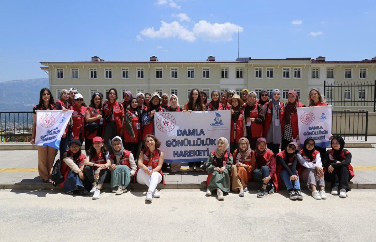 DamlaVolunteers's tweet photo. 151. Dönem Doğanın Kalbindeki Eşsiz Hazine #MUĞLA |2.Gün https://t.co/l11Fzea4D4