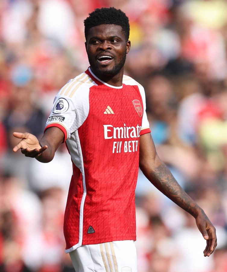 perrybwoy_'s tweet photo. Who is richer?

Sarkodie                    Thomas Partey https://t.co/JYUXRfft53