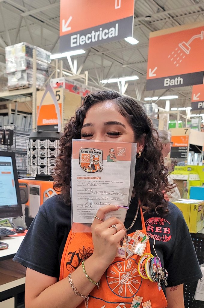 Stephany Vasquez (@stephvasquezsa) on Twitter photo Shoutout goes out to SD associate Diana for leading the Kid's workshops and doing a great job! Well done ma'am! #BeingGreatAt6588 <a href="/lanawarriner/">Lana Warriner</a> <a href="/THD_MikeMinuto/">Michael Minuto</a> Shoutout goes out to SD associate Diana for leading the Kid's workshops and doing a great job! Well done ma'am! #BeingGreatAt6588 <a href="/lanawarriner/">Lana Warriner</a> <a href="/THD_MikeMinuto/">Michael Minuto</a>