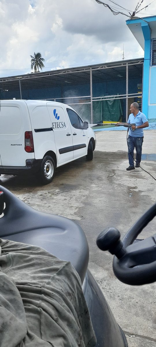 Con sentido de pertenencia!

#VeranoConAmor 
#EsteEsNuestroAzul
#70Moncada
#Cuba #Camagüey #PorCamagüeyTodo