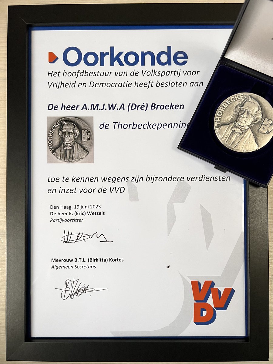 dré broeken tweet media