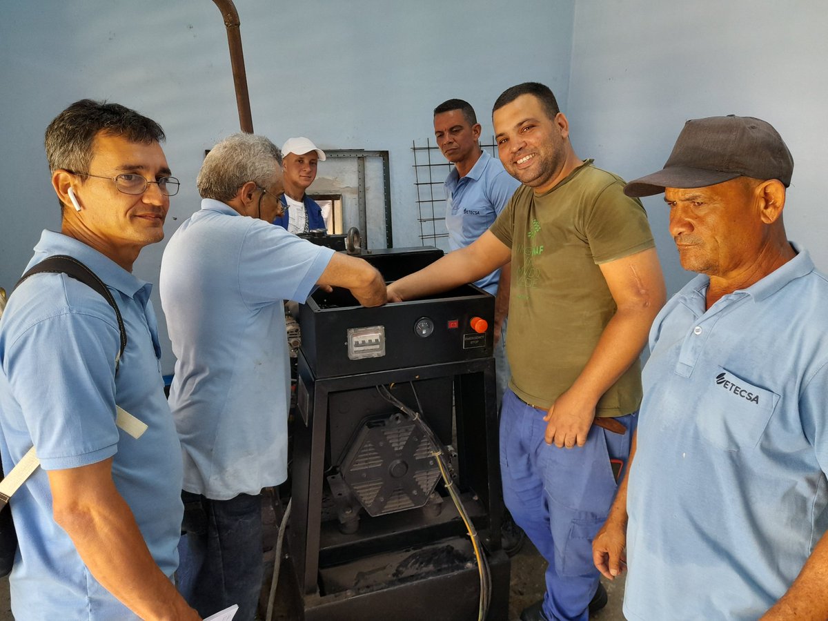 Unidas y compromiso.

#VeranoConAmor 
#EsteEsNuestroAzul
#70Moncada
#Cuba #Camagüey #PorCamagüeyTodo