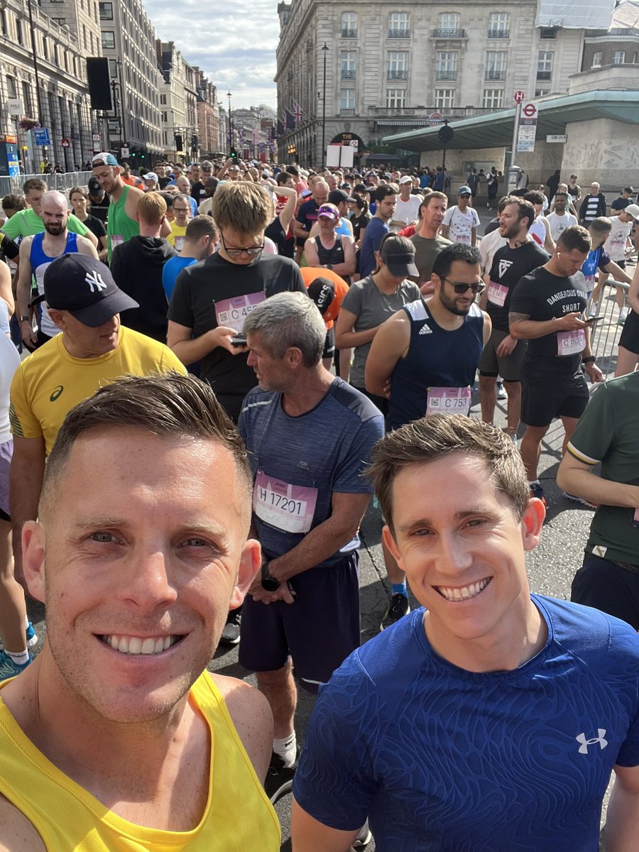 Ben_Pepper's tweet photo. #ASICSLDN10K done! β
Well done to my fellow runners from @BoltBurdonKemp. We are raising money for @Brakecharity. Thank you to everyone who has sponsored us so far. Please keep the donations coming.
https://t.co/vVNB4QCQYS https://t.co/JgojMljCWP