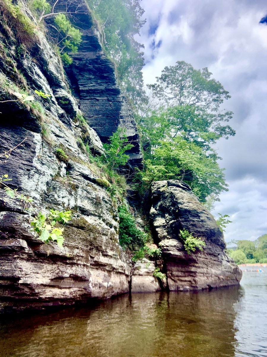 River Cliff

#river #cliff #NatureBeauty #naturephography #wild #wildearth #Pennsylvania