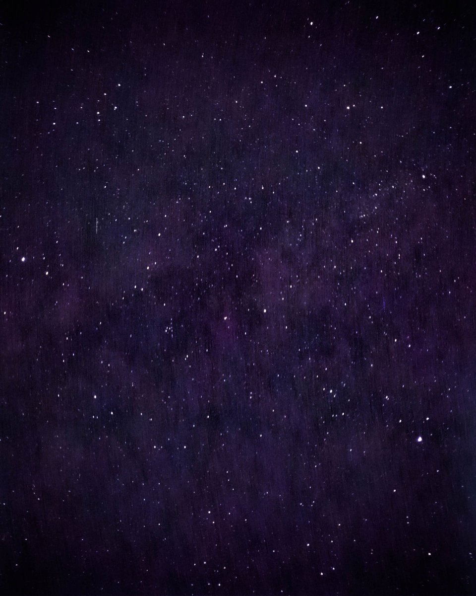 thenerdium's tweet image. PINNED TWEET:
Here's a thread of all the photos I've captured.
1) My first ever attempt at astrophotography.
2) Taurus and Mars
3) Orion Nebula
4) Milky way but in ugly JPEG colours