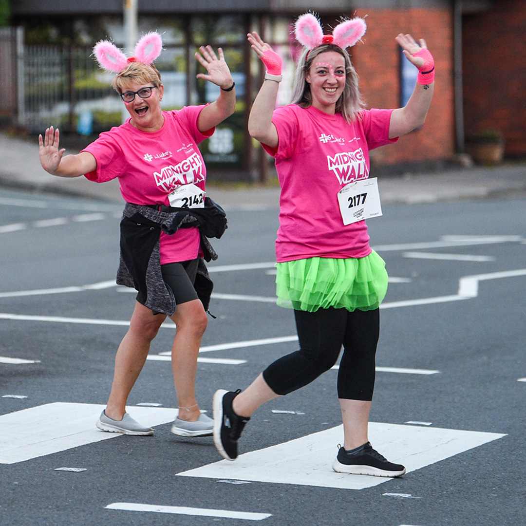 Power to pink!

Thank you to <a href="/ImagesSlater/">Paul Slater Images Limited</a> for the photos.