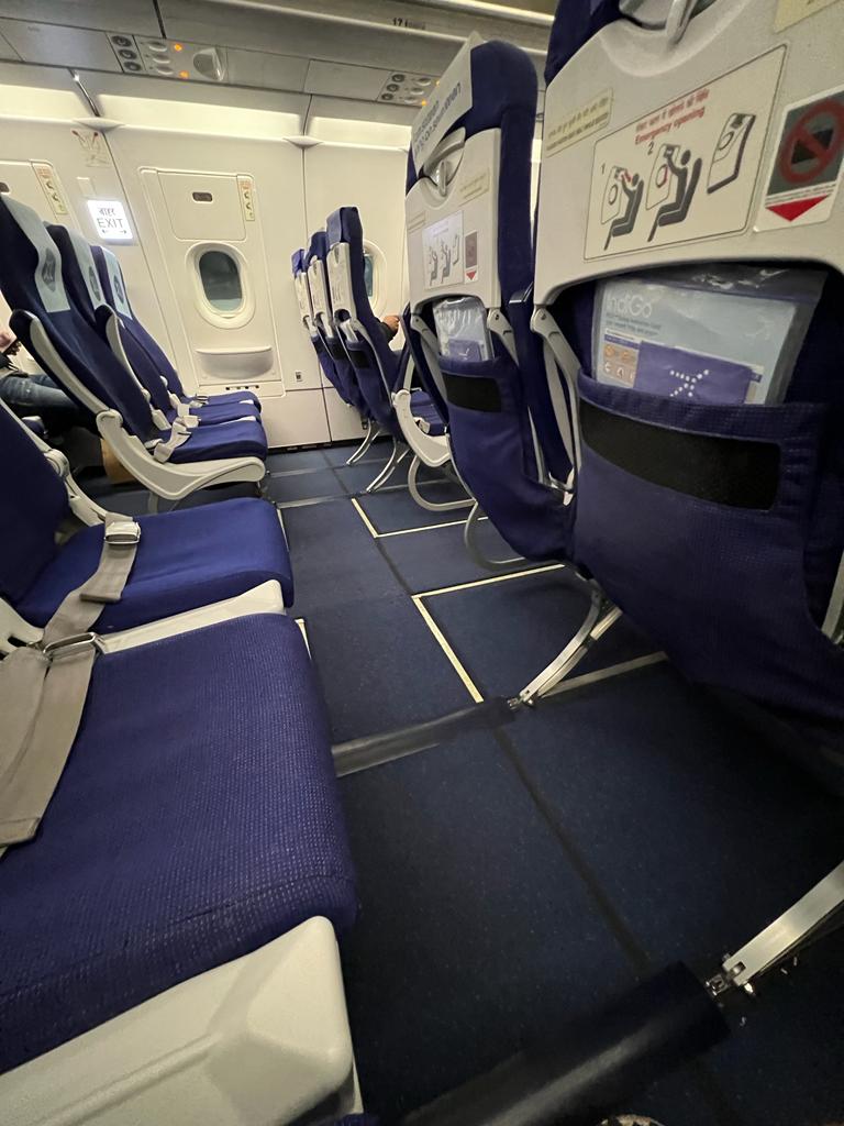 Huilgol's tweet photo. Another lucky flight without no co-passengers? 😂😂✈️
#avgeeks #Homebound #AnotherDayAnotherFlight https://t.co/UdThZYwZwQ