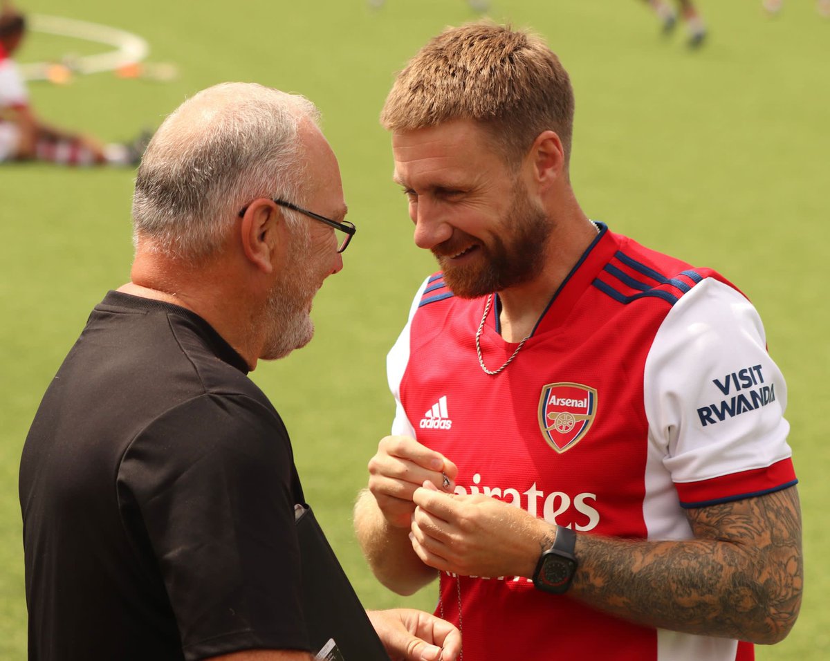 Lee Allinson tweet media