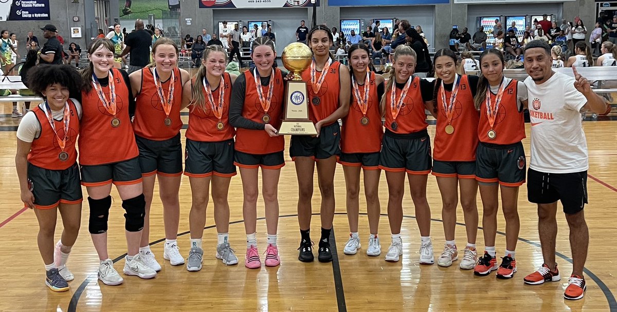 @hoop10 United, I’m honored to coach this team. They all contributed and competed together very well! Great experience, they are the Super 64 Champions, LSU Bracket @PBRhoops