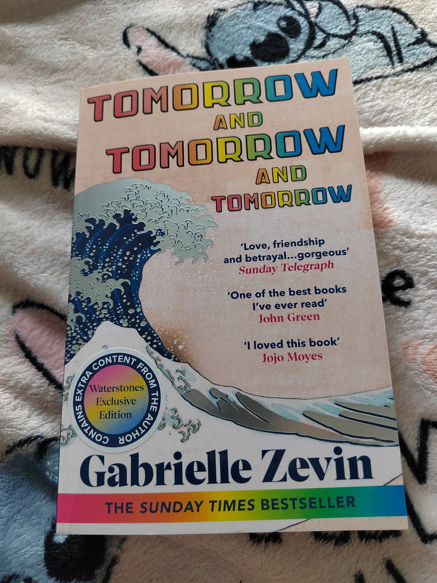 Haven't been really active on here for the last couple of weeks due to being on research fieldwork but hopefully now will have some more time to read 👀📖

Visited Waterstones today & couldn't resist a paperback of #tomorrowx3 to match my hardback 😍 Look how gorgeous 😍