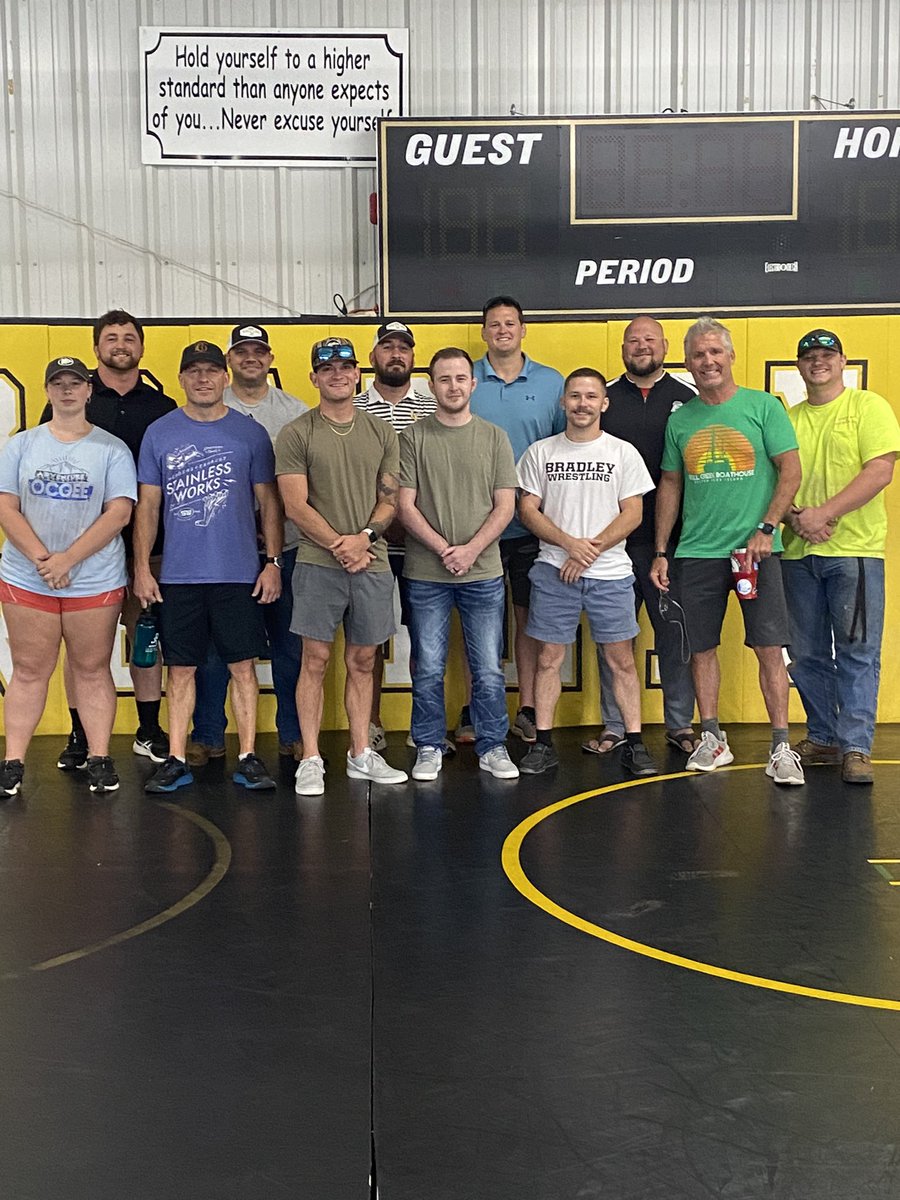 New paint, new lights and a lot of cleaning done over this dead period. Shout out to our entire coaching staff and Meghan Blackmon for making it happen! Thank you to @bradleyschools for the new LED lights! God Bless and Go Bears!