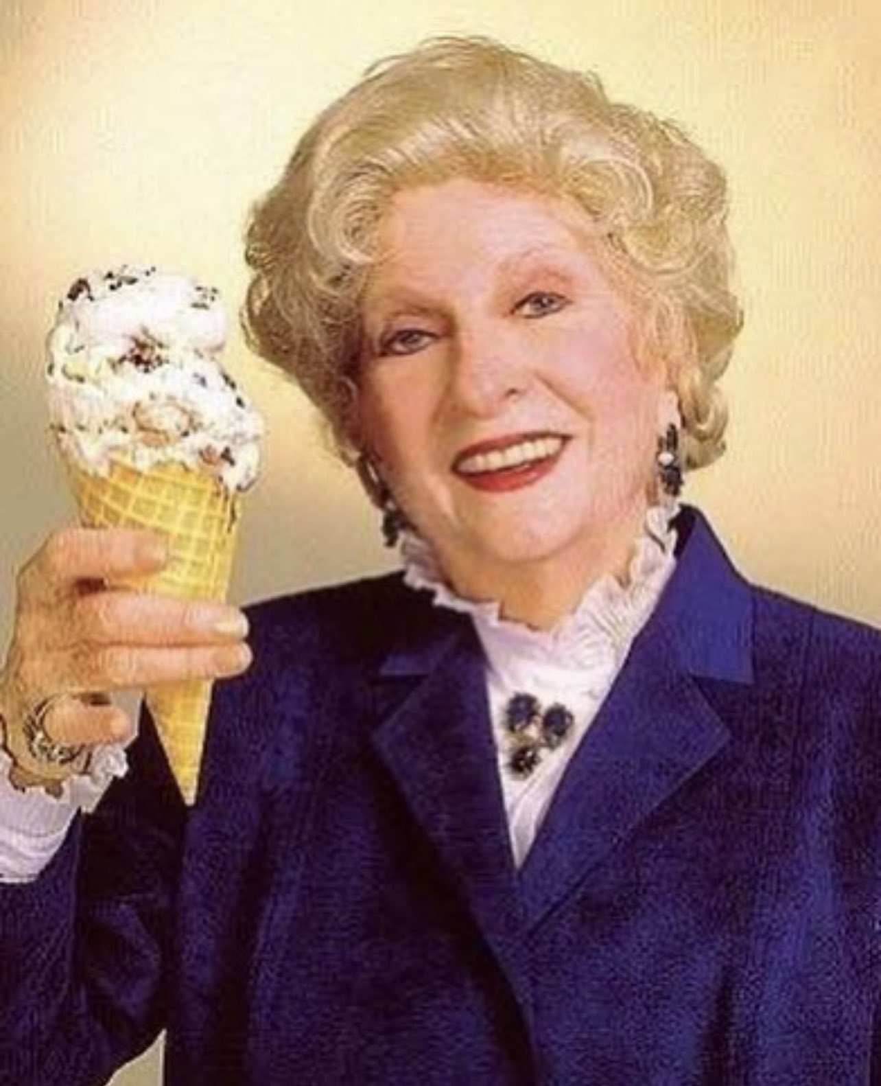 Humans of Judaism on Twitter "Dazs interesting 🍦 HäagenDazs was