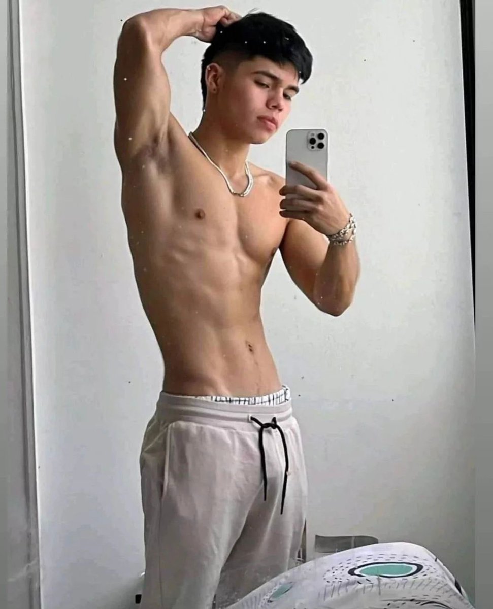 Dale Rt y mira tu chat 🥵