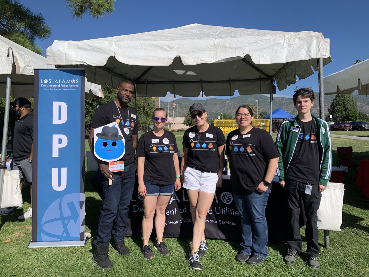 LADPU's tweet photo. How fun was Discovery Day at ScienceFest? We had a fantastic time holding another water taste test! Can't wait until next year!
#ScienceFest2023 @mainstlosalamos #droppy #droppenheimer https://t.co/haiCvuZ5QT