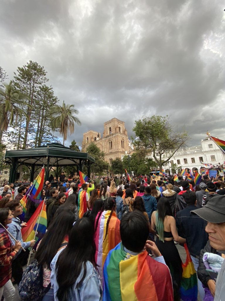danignzlzs's tweet photo. 📍Cuenca 
#Orgullo2023 🏳️‍🌈 https://t.co/4tJkPHJTfa