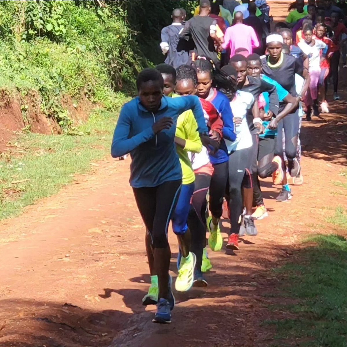 kenrotich18's tweet image. jesca_chelangat wins the @boilermaker15k in 47:30min setting new course Rocord @sarahnaibei placed 2nd!
#GODSPEED #runkenya #cloudsathletics #qazathletics #altayathletics #champions #nike #runners #champions #getitdone #altayathletics